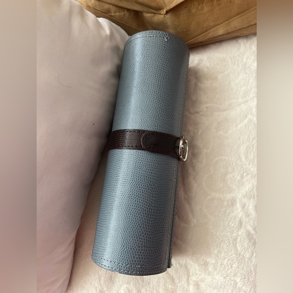 Travel jewelry box leather Cylindrical With Mirror - Picture 13 of 14